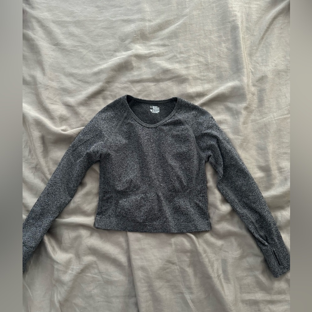 Grey long sleeve athletic shirt Shein size small